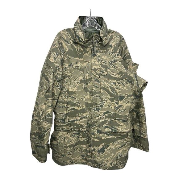 US Military Camo Field Jacket All Purpose Environmental Parka Mens L Gortex Seam